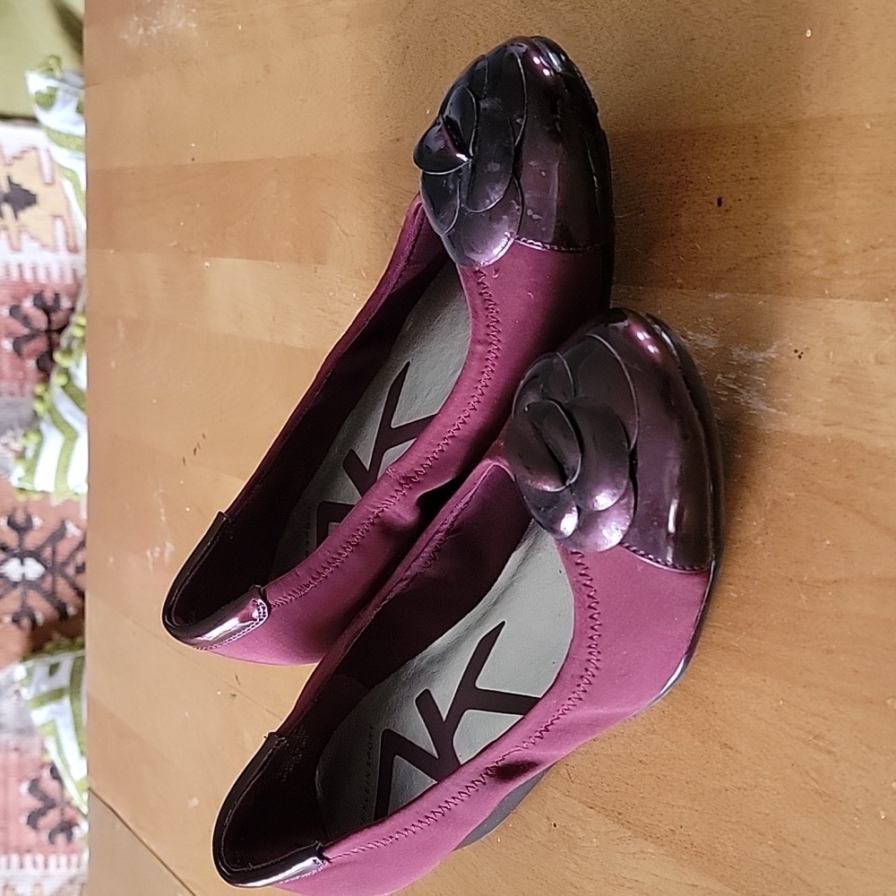 Anne Klein maroon heels